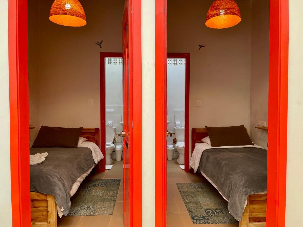 Hostal Tralala Σαλέντο Εξωτερικό φωτογραφία