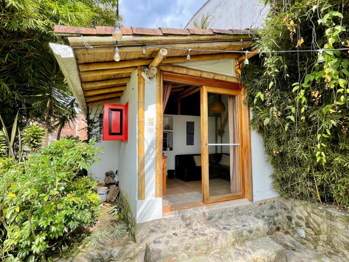 Hostal Tralala Σαλέντο Εξωτερικό φωτογραφία