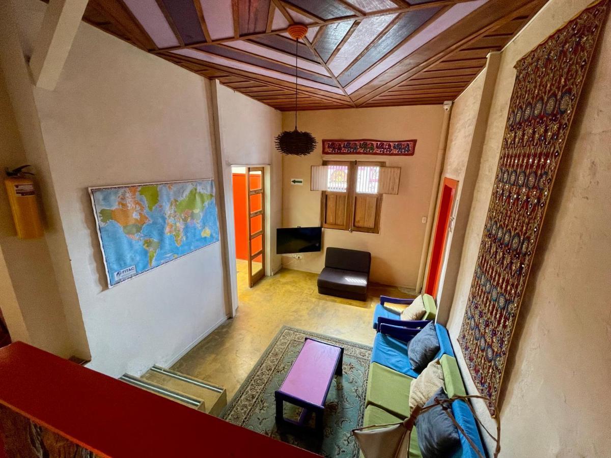 Hostal Tralala Σαλέντο Εξωτερικό φωτογραφία